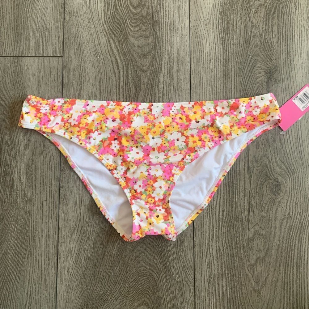 Ninety-Nine woman’s bikini bottom floral print